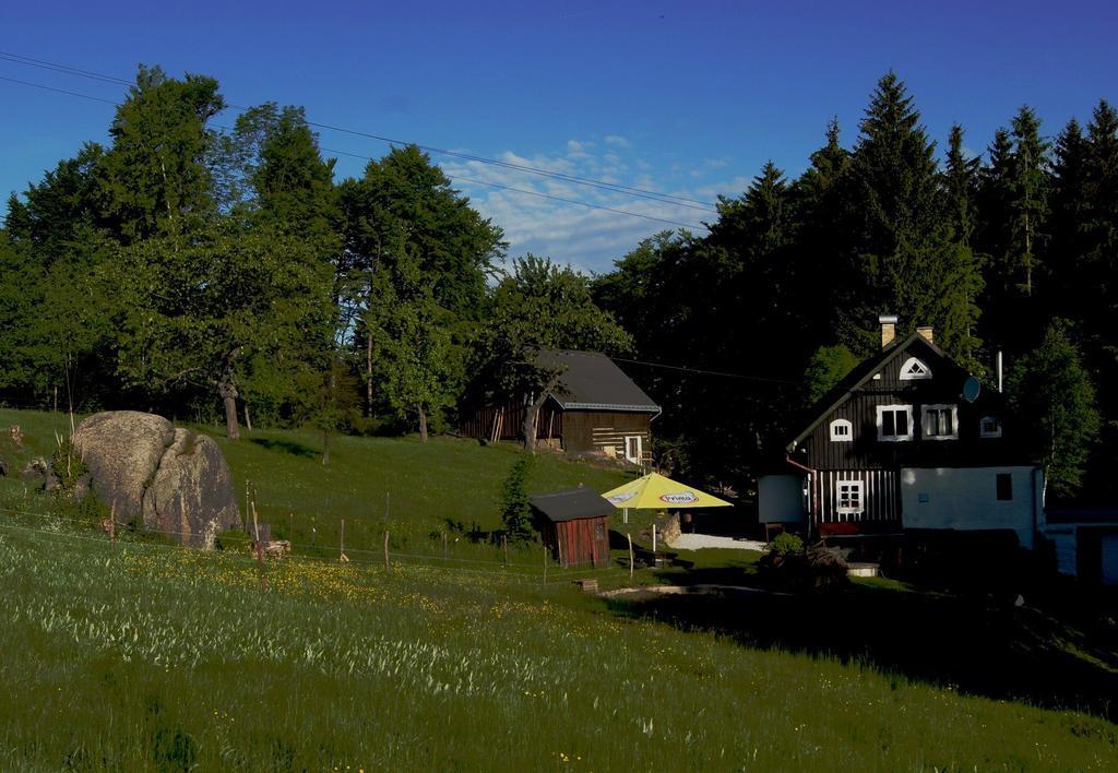 Na Slunecni Pohadkova Chaloupka Ve Sladke Dire Příchovice Oda fotoğraf